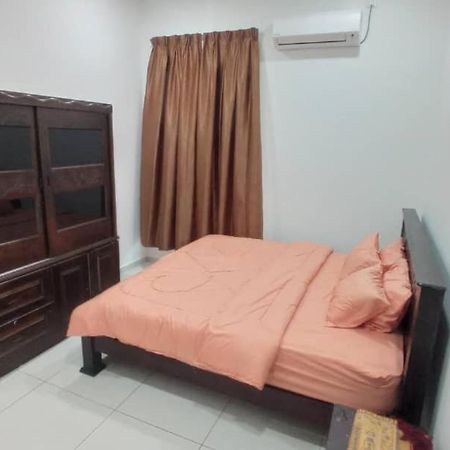 Maryam Homestay Jertih Luaran gambar